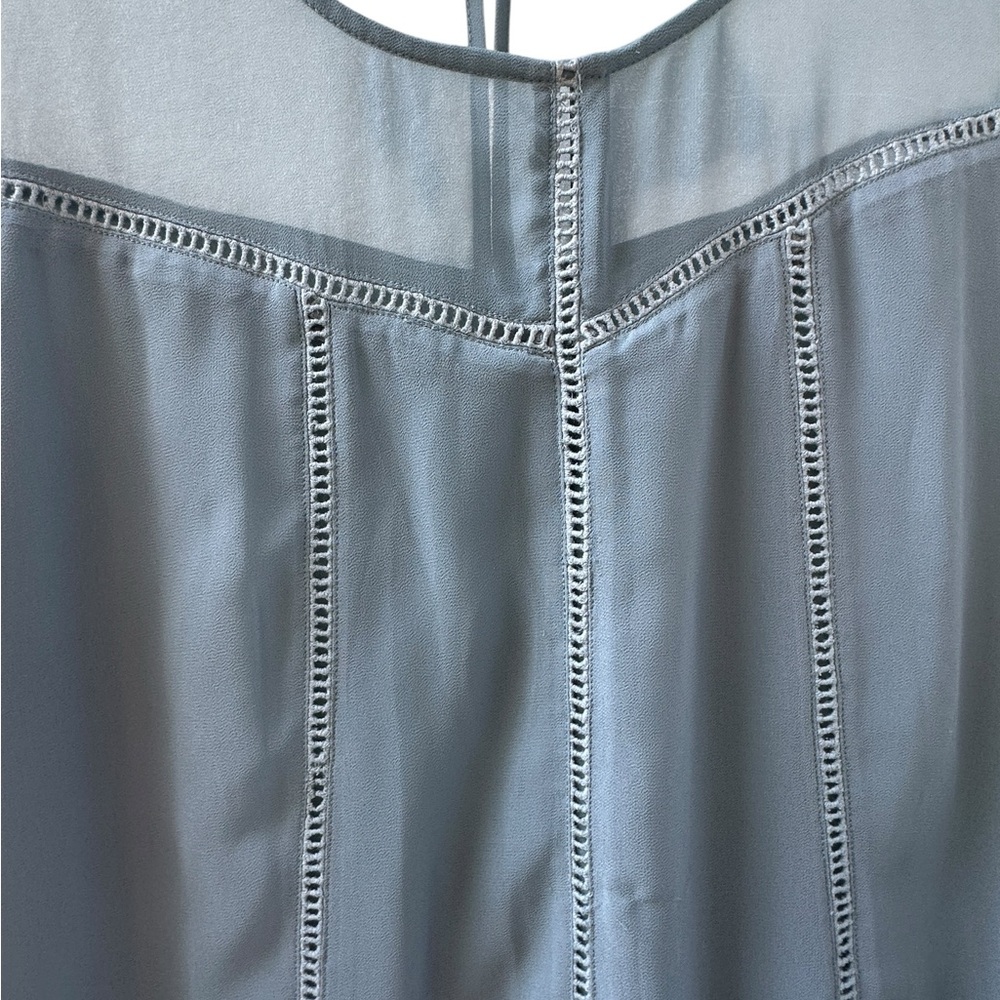 BCBGGeneration Gray Blouse Women’s L Sheer Lined Long Sleeve Ruffle Hem - Picture 8 of 9